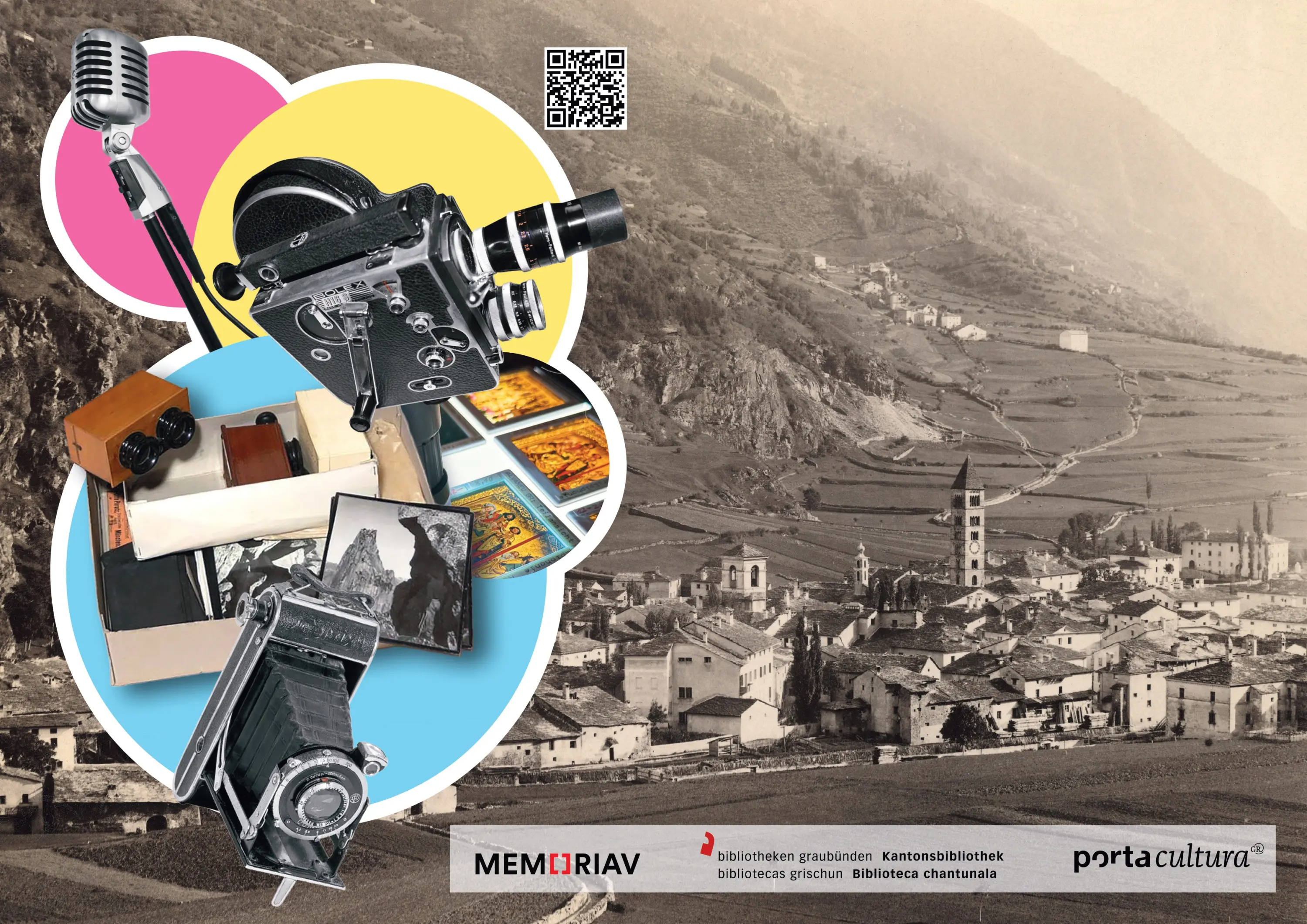 Un collage di oggetti storici della comunicazione visiva, inclusi un microfono, una cinepresa e una macchina fotografica, sovrapposti a una foto vintage di un paesaggio montano con un villaggio e chiese. Elementi grafici colorati aggiungono