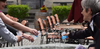 fontana in piazza_poschiavo_acqua_estate_1440